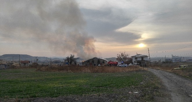 Ankara’da kasa fabrikasında yangın