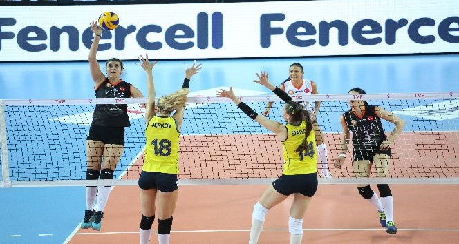 Vestel Venus Sultanlar Ligi: Fenerbahçe: 3 - Eczacıbaşı VitrA: 2