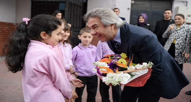 Beyoğlu Belediye Başkanı Demircan:&quot;Eğitimin kalitesini yükseltmenin gayreti içerisindeyiz&quot;