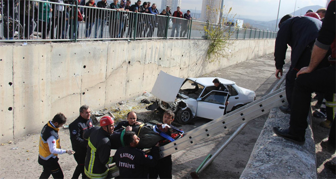Kayseri&#039;de otomobil kanala uçtu: 1 yaralı