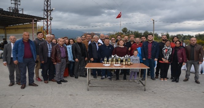 EMD İzmir’den,  Torbalı Zeytin ve Zeytinyağı Hasat Şenliği’ne destek