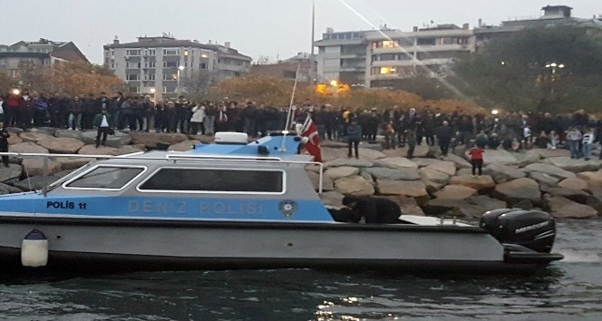 Kadıköy’de denize düşen vatandaşın cansız bedenine ulaşıldı