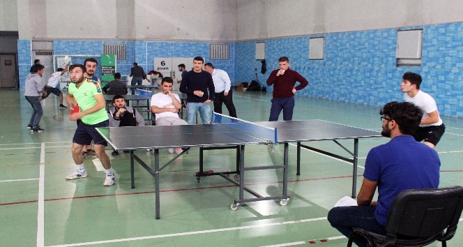Öğrenciler, ‘Genç Hareket’ masa tenisi turnuvasında buluştu