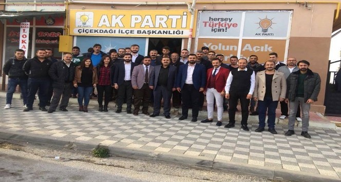 AK Parti Çiçekdağı İlçesi 5. Gençlik Kolları kongresi yaptı
