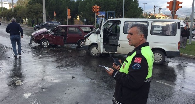 Milas’ta kaza: 2 yaralı