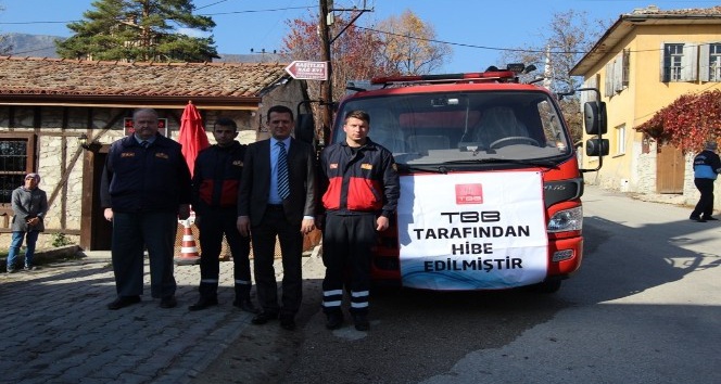 Safranbolu’nun dar sokakları için mini itfaiye aracı hizmete alındı