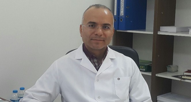 Op.Dr. Ali Tutuş prostatın sinsi karaktere sahip olduğunu söyledi