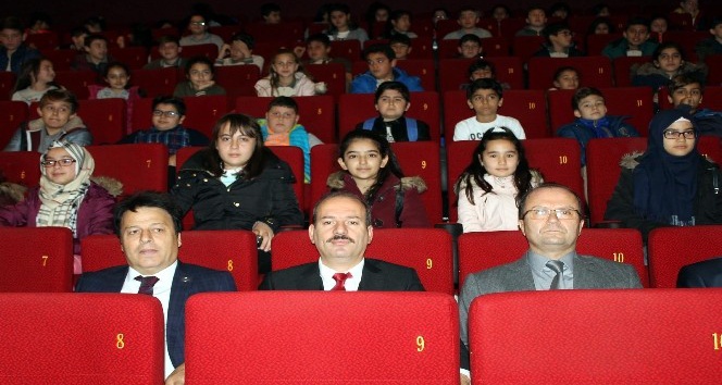 Yalova’da 2 bin 959 öğrenci sinema ile buluştu