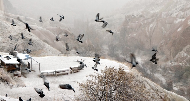 Kapadokya’ya mevsimin ilk karı yağdı!