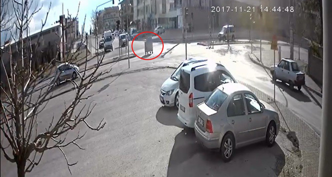 Dikkat: Çöp konteyneri çıkabilir