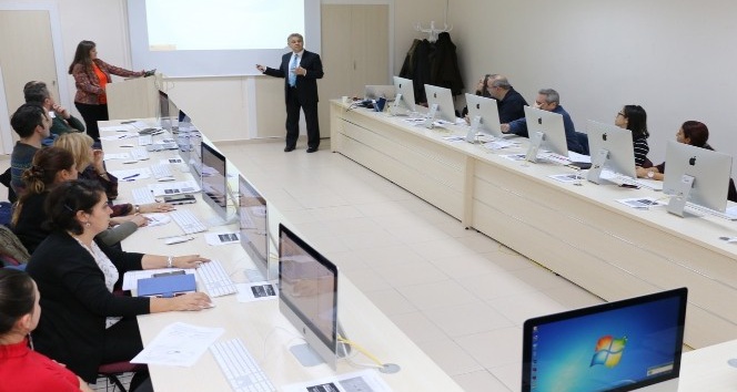 ESOGÜ Enformatik Bölümü tarafından ESOGÜ Ders Yönetim Sistemi eğitimi gerçekleştirildi