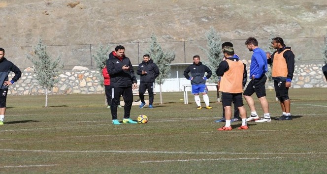 Evkur Yeni Malatyaspor’da Beşiktaş mesaisi sürüyor