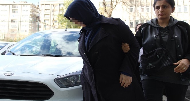 Samsun’da FETÖ’nün gaybubet evinde yakalanan kadın öğretmen tutuklandı