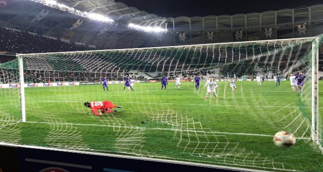 UEFA Avrupa Ligi: Atiker Konyaspor: 1 - Marsilya: 1 (Maç sonucu)