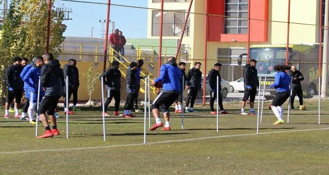 E. Yeni Malatyaspor ile Beşiktaş tarihlerinde ilk kez karşılaşacak