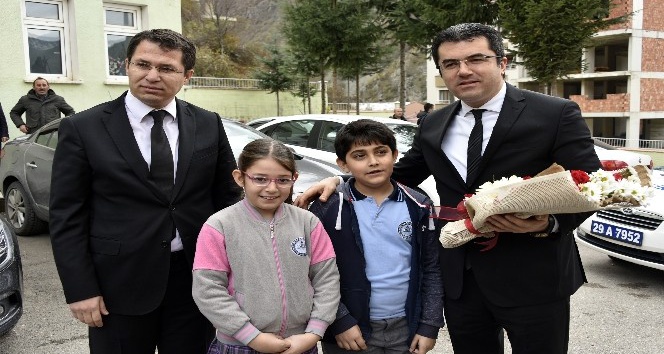 Vali Memiş, Kürtün ilçesinde incelemelerde bulundu