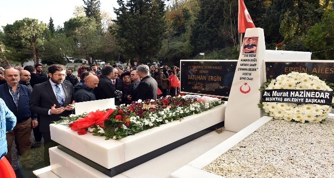 15 Temmuz şehidi Batuhan Ergin mezarı başında anıldı