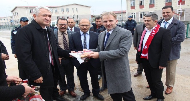 Bosna Hersek Ankara Büyükelçisi konteyner kenti ziyaret etti