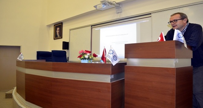 Doç. Dr. Yakışık: “Özellikle Amerikan filmleri amaçsız değildir”