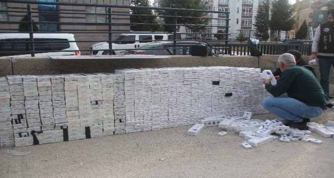 Bolu’da sehpalara zulalanmış 10 bin paket kaçak sigara ele geçirildi