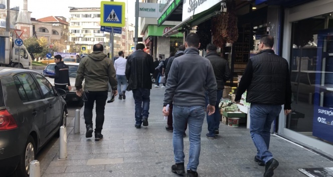 İstanbul polisi adım adım takip etti, yüzlerce paket ele geçirdi