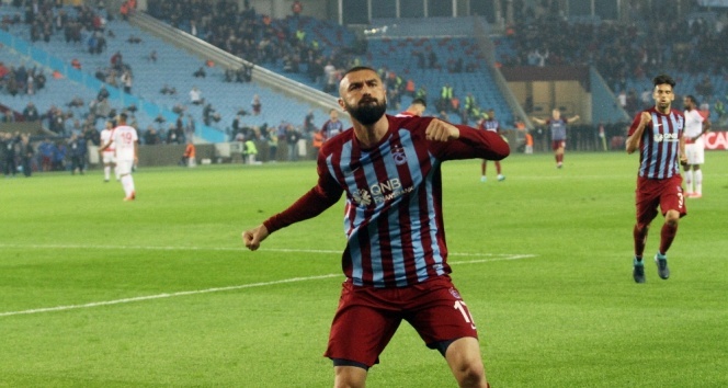 Trabzonspor, Burak Yılmaz&#039;a gelecek transfer tekliflerine kapısını açtı
