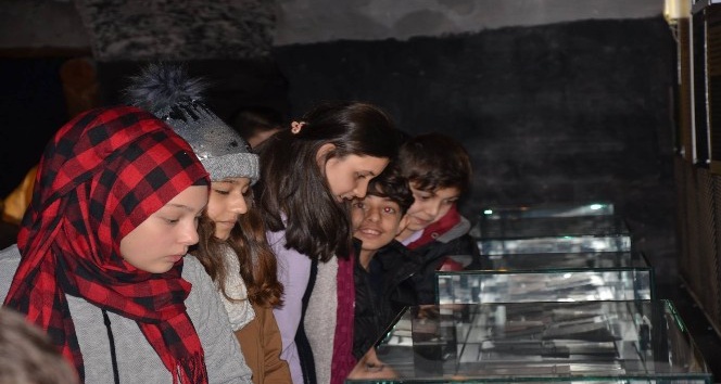 Öğrenciler maden müzesini gezdi