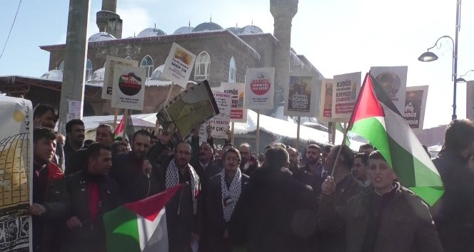Ağrı’da Cuma Namazı çıkışı Kudüs protestosu