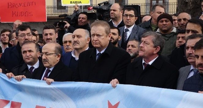 Trabzon’da Cuma Namazı sonrasında “Kudüs” protestosu
