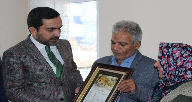 Şehit Tayfun Kavun’un ailesine şehadet belgesi verildi