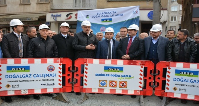 Bulancak’ta doğalgaz için ilk kazma vuruldu