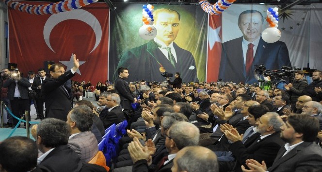 Başbakan Yardımcısı Çavuşoğlu: &quot;Kılıçdaroğlu zavallının tekidir&quot;
