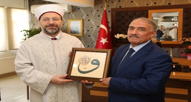 Diyanet İşleri Başkanı Prof. Dr. Erbaş, Niğde Belediye Başkanı Özkan’ı ziyaret etti