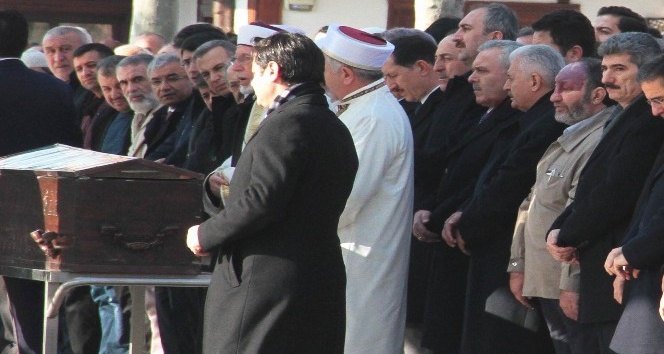 Başbakan Yıldırım cenaze namazına katıldı