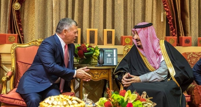 Ürdün Kralı II. Abdullah, Riyad&#039;da Kral Salman Bin Abdulaziz ile bir araya geldi