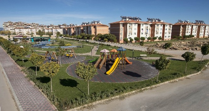 Döşemealtı Belediyesi’nden 52 yeni nesil park, 169 bin metre yeşil alan