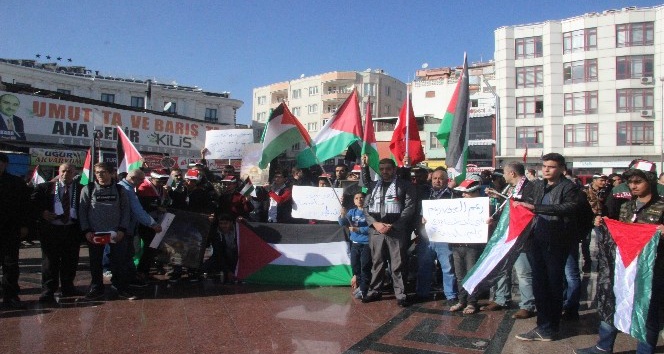 Kilis’te yaşayan Filistinliler İsrail ile ABD’yi protesto etti