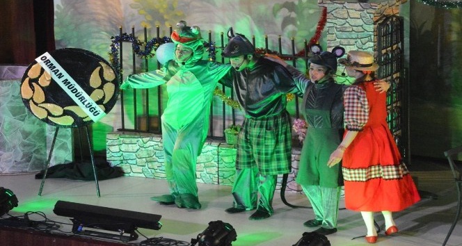 Süleymanpaşa Çocuk Kulübü’nden minik sanatseverlere tiyatro ziyafeti