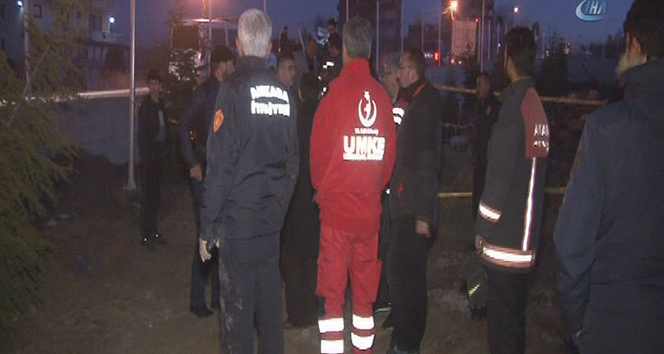 Ankara&#039;da göçük: 2 ağır yaralı