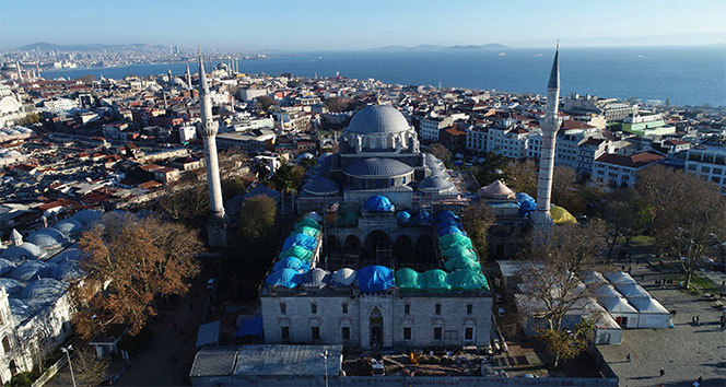 Restorasyonu süren Beyazıt Camii’nin son durumu havadan görüntülendi