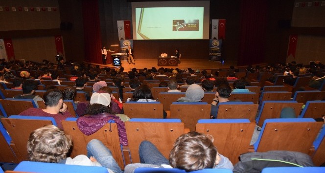 Düzce Üniversitesi’nde “Spor Yaralanmaları” konferansı düzenlendi