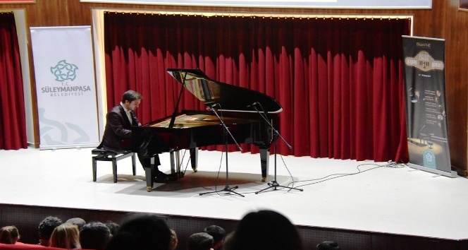 3. Gülsin Onay Piyano Günleri’nde Cemil Yener Gökbudak rüzgarı