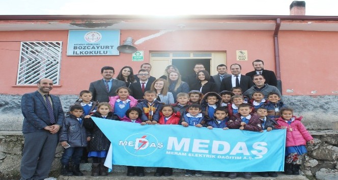 MEDAŞ personeli, Aksaray Güzelyurt ilçesindeki öğrencileri ziyaret etti