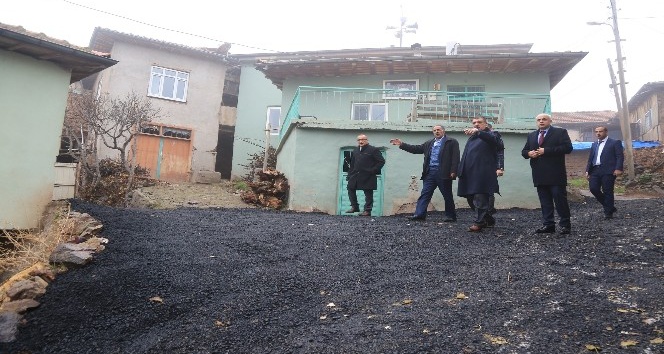 Başkan Gürkan asfalt çalışmalarını yerinde inceledi