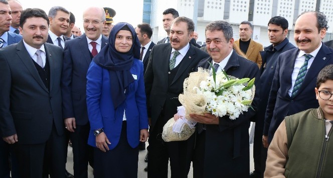 Orman ve Su İşleri Bakanı Veysel Eroğlu Balıkesir’de