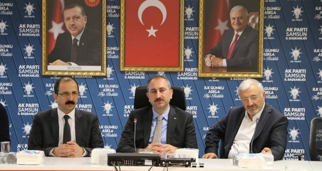 Adalet Bakanı Gül: İbadet edenlerle, ihanet edenleri ayırmak lazım