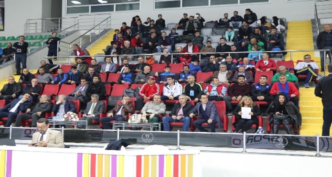 Türkiye Büyük Erkekler Boks Şampiyonası, Rize’de Başladı.