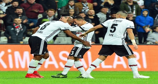 Süper Lig: Beşiktaş: 5 - Osmanlıspor: 1 (Maç sonucu)