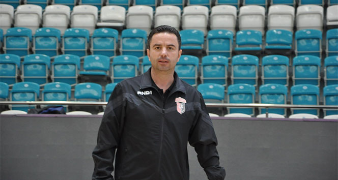 Muratbey Uşak Antrenörü Ozan Bulkaz istifa etti