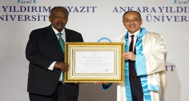 Cibuti Cumhurbaşkanı Guelleh’e Ankara Yıldırım Beyazıt Üniversitesinden fahri doktora unvanı